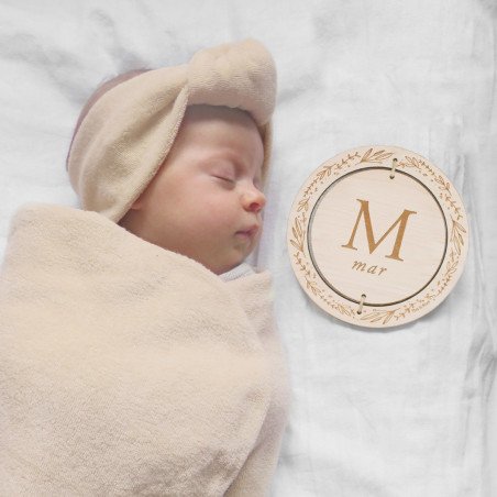 Plaques mesaris en fusta d'1 a 12 mesos. Personalitzat amb el nom del bebè. Baby Milestones.