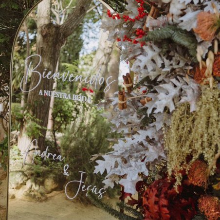 Vinil adhesiu - "BENVINGUTS AL NOSTRE CASAMENT"