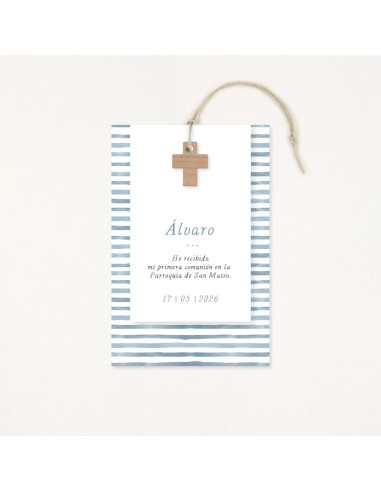 Recordatori de primera comunió premium, amb un estampat de ratlles marineres i una creu de fusta com a protagonista