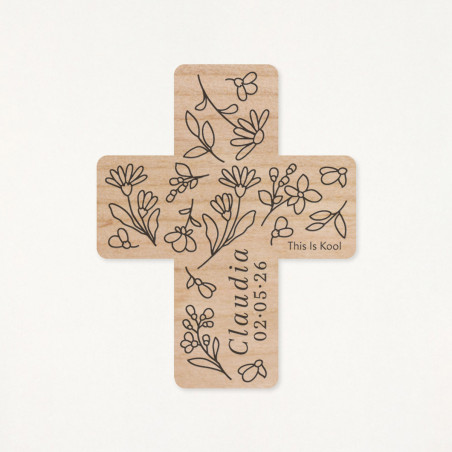 Imán de madera en forma de cruz, personalizado con su nombre y la fecha de la primera comunión y un estampado floral