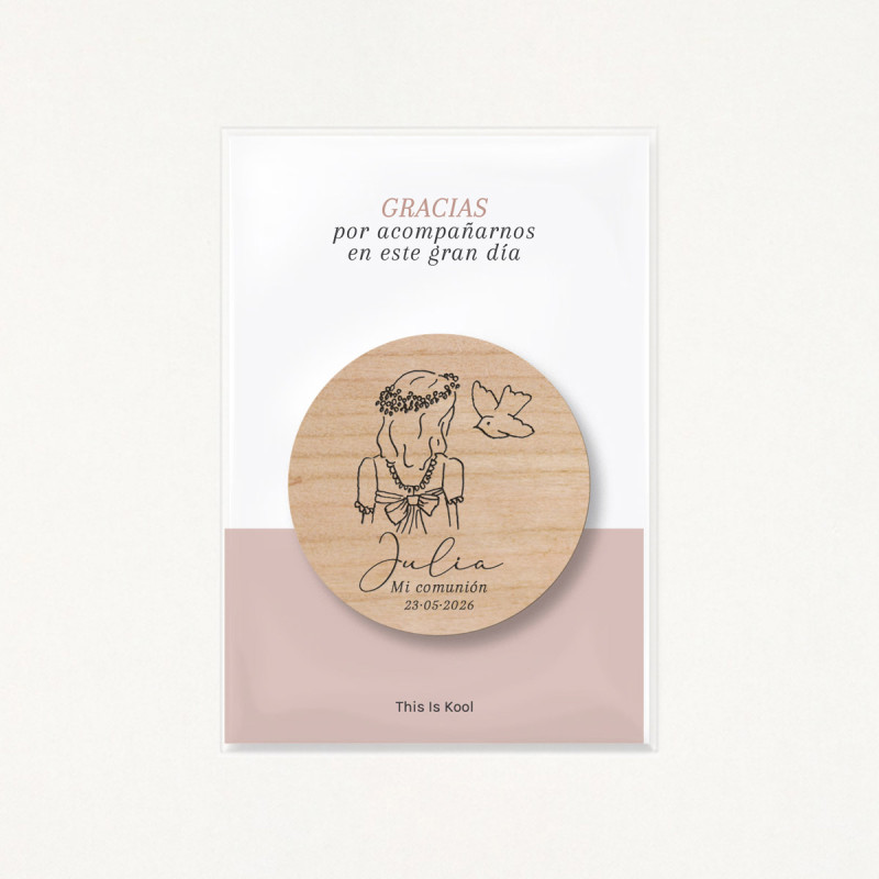 Packaging con bolsa transparente y soporte impreso con el mensaje "Gracias por acompañarnos en este gran día"