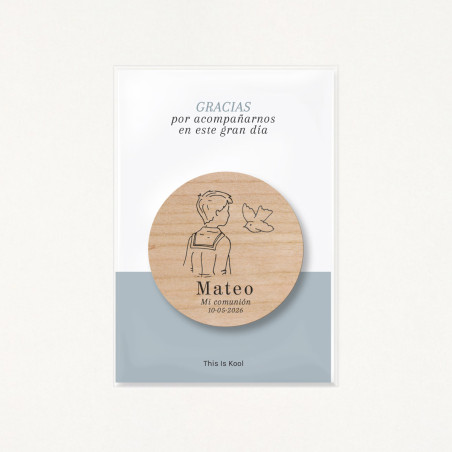 Packaging con bolsa transparente y soporte impreso con el mensaje "Gracias por acompañarnos en este gran día"