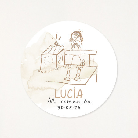 Adhesivo circular de 6cm, personalizado con su nombre, la fecha de la primera comunión y un dibujo hecho por él/ella mism@