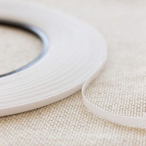 Cinta adhesiva de doble...