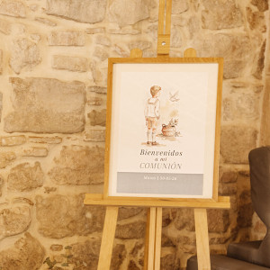 Cartel de comunión para niño personalizado con una ilustración estilo acuarelado ÉL. 2