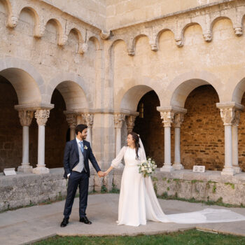 La boda de Chantal y Javi, una celebración mágica en el Monasterio de Sant Cugat