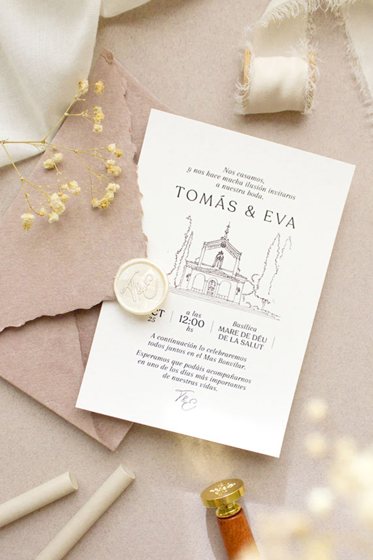 Diseño de invitación con ilustración del lugar de la ceremonia