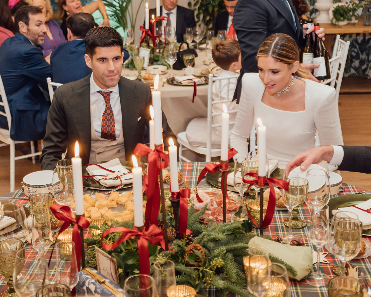 Salón de boda decorado de navidad