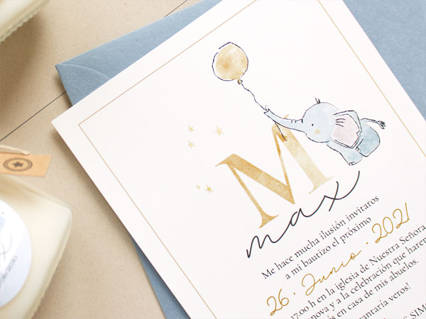 Invitaciones de bautizo personalizadas con ilustraci&oacute;n infantil y dulce de un elefante en acuarela